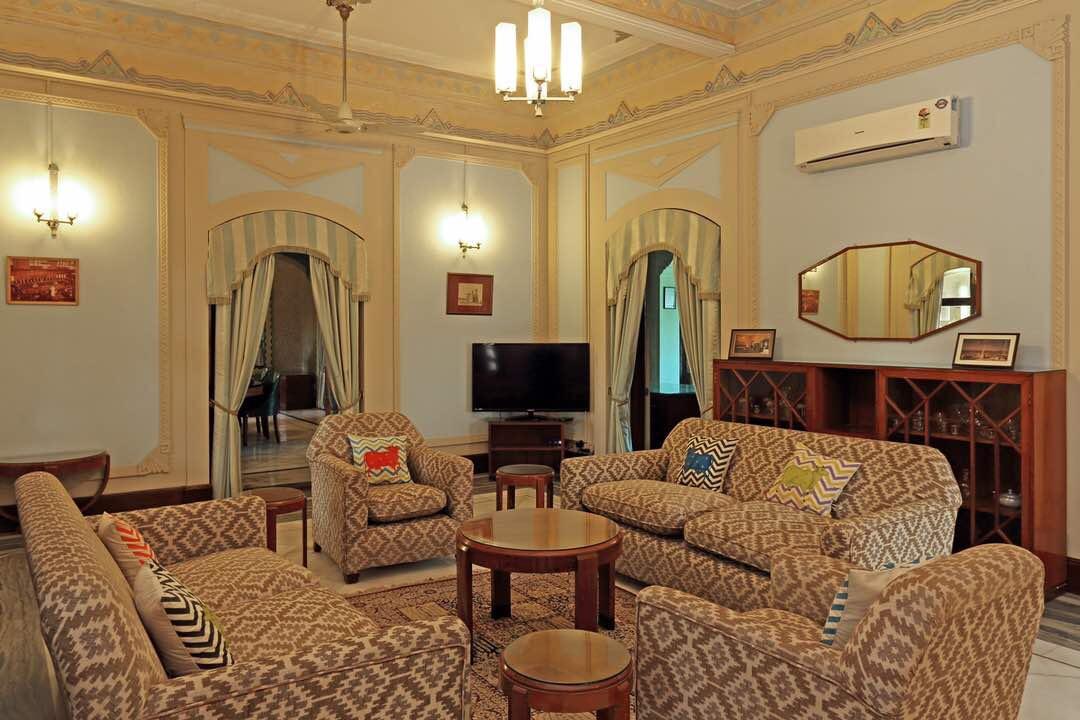Royal Oasis Hotel Wankaner Exterior photo