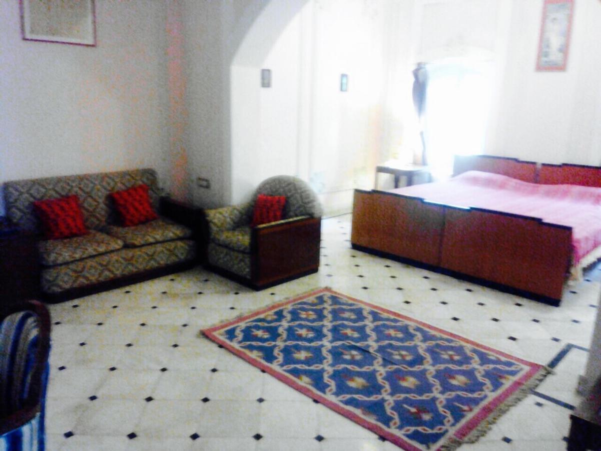 Royal Oasis Hotel Wankaner Exterior photo